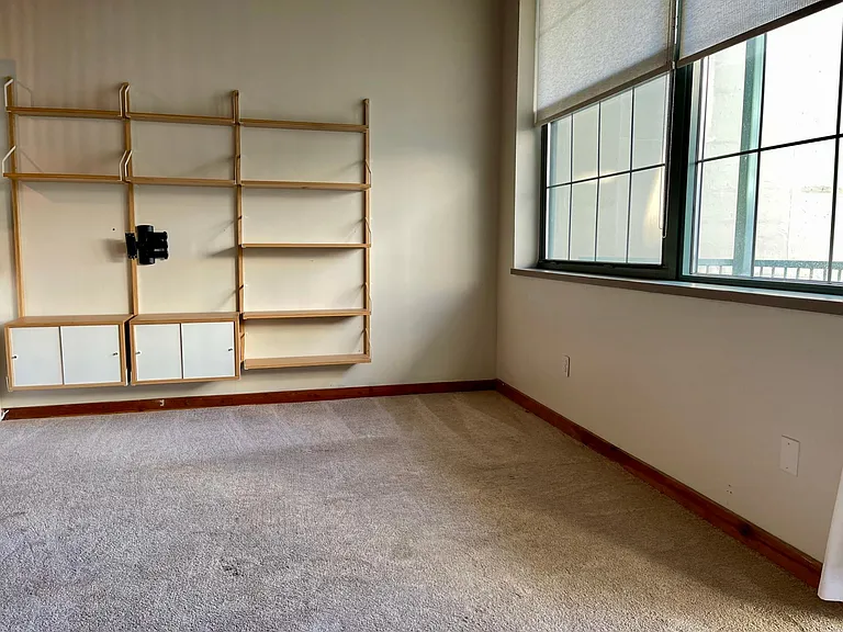 940 Monroe Ave NW #330 — Photo 4