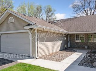 8327 Victoria Dr, Victoria, MN 55386