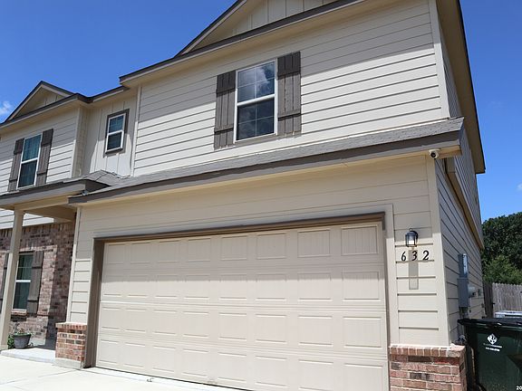 2nd image of 632 Cypress Arbor