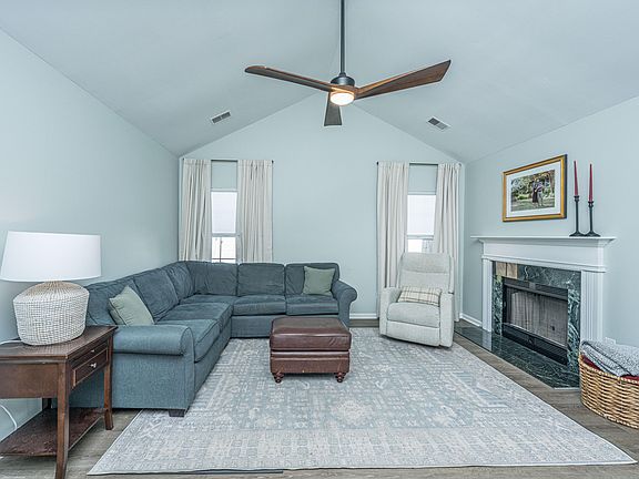 5th image of 110 Rockdale Ln