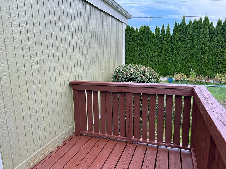 17168 Dike Rd — Photo 3