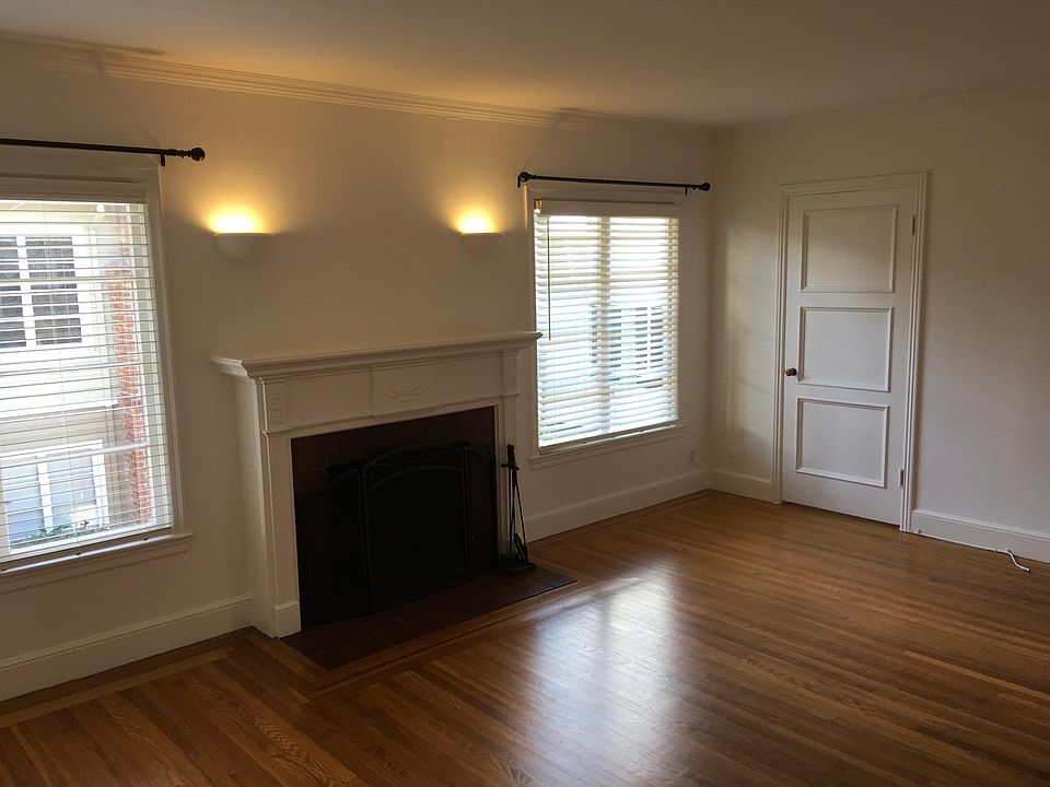 1st image of 1116 El Camino Real