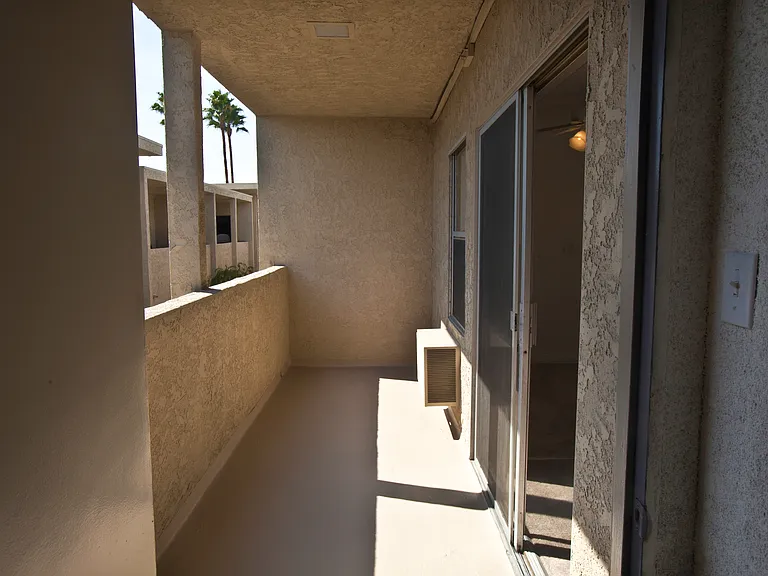 15130 Woodruff — Photo 16