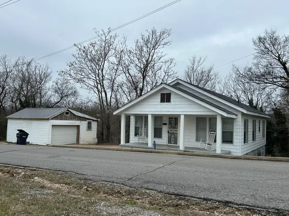 403 Water St, Batesville, AR 72501