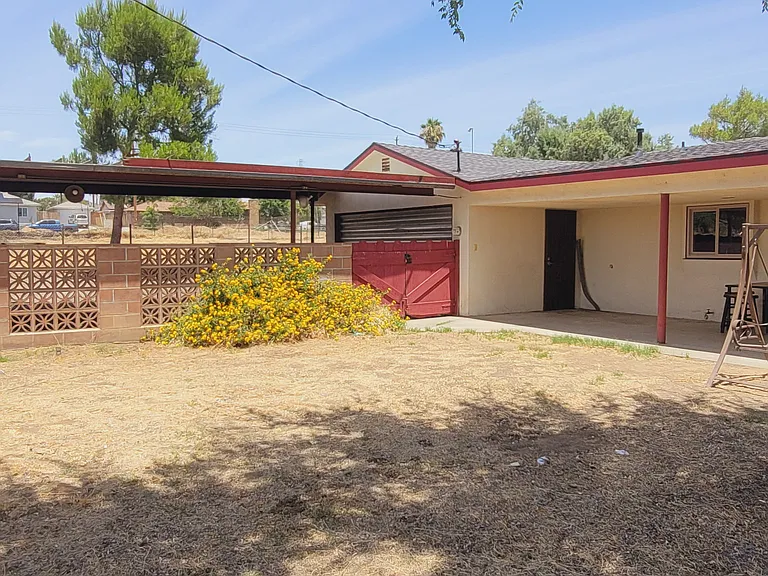 1210 Greenwood Dr — Photo 17
