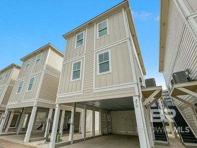 951 W Lagoon Ave, Gulf Shores, AL, 36542