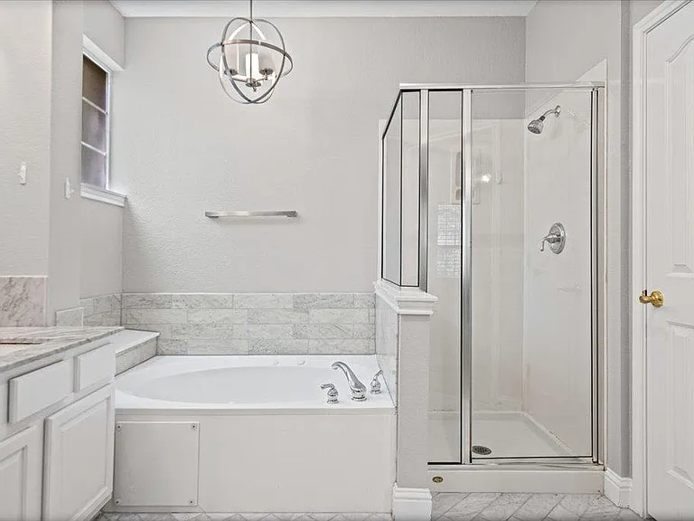 6925 Larue Belle Cv — Photo 15