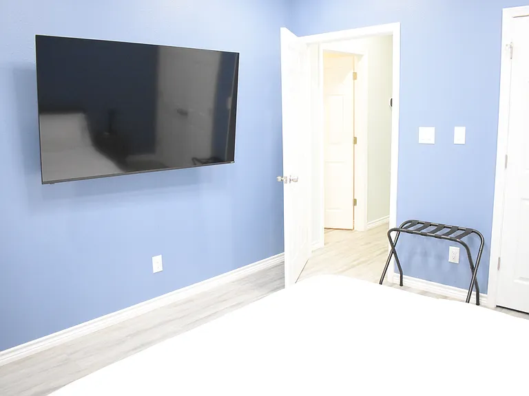 1905 Banita St #202 — Photo 11