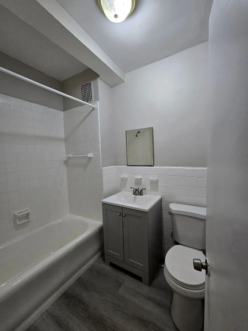 The Ashby Apartments — Photo 3