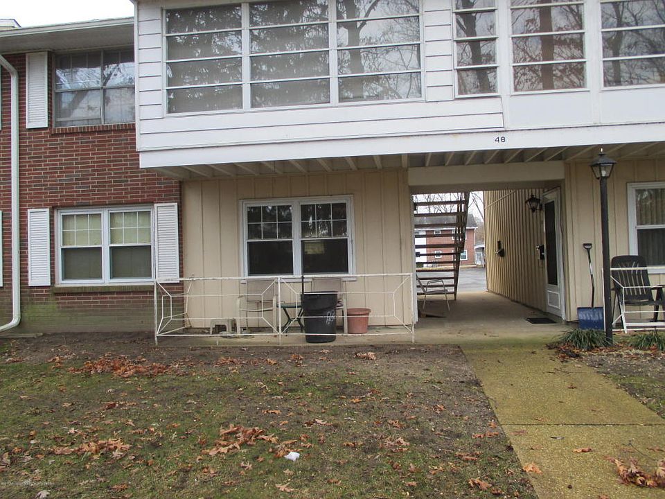1st image of 48C Cambridge Ct #48C