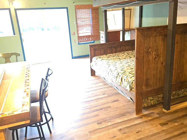 687 Logans Run Dr — Photo 11