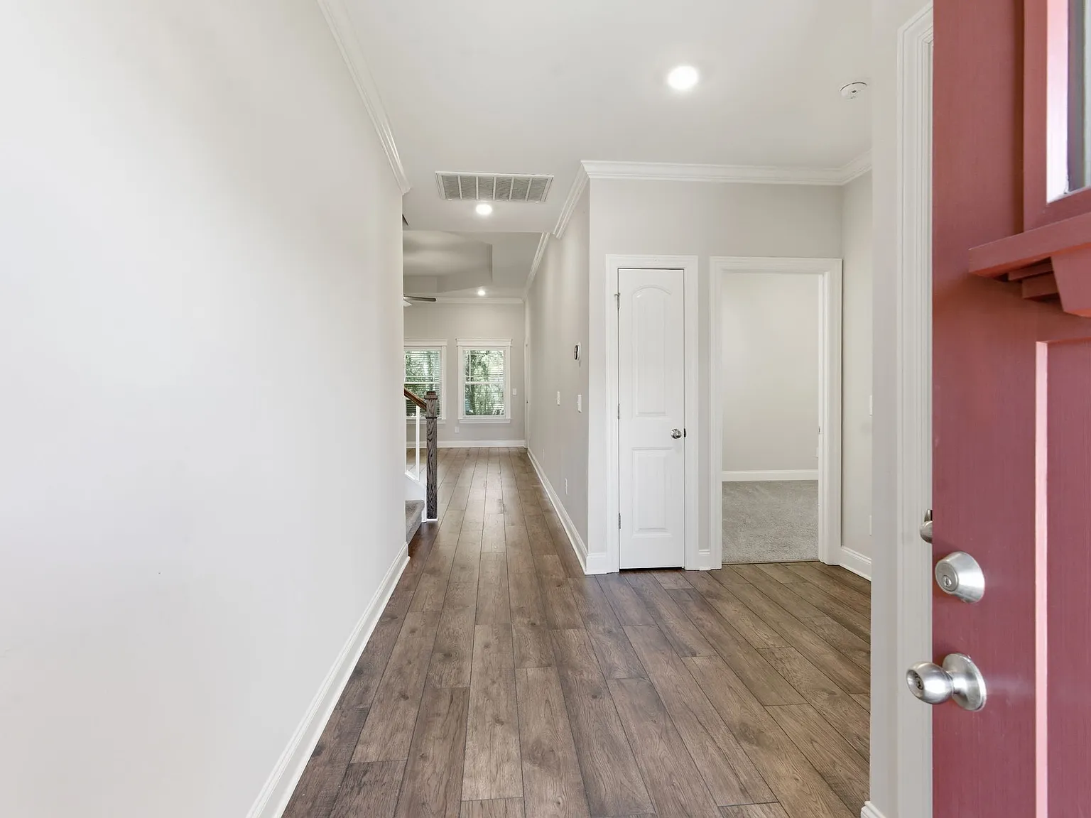 4 bed, 2173 sqft, $2,800 — Photo 1
