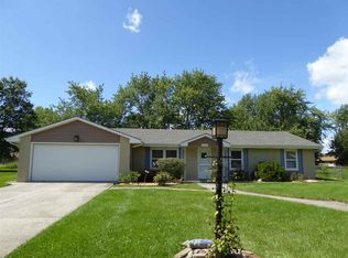 1312 Stag Dr, Fort Wayne, IN 46804