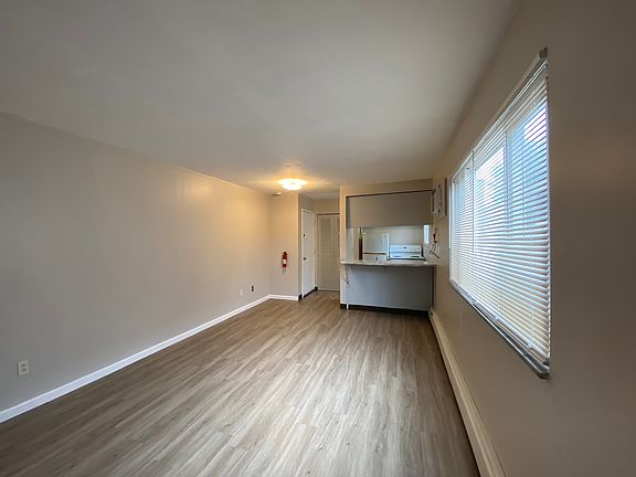 3rd image of 3000 Denison Ave #101