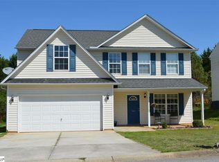 404 Barn Swallow Dr, Simpsonville, SC 29680