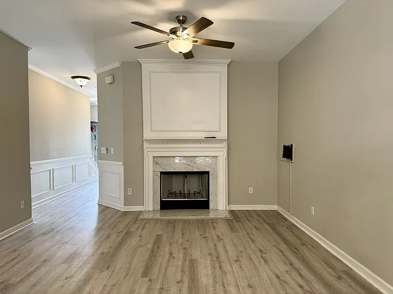 150 Westbury Park Way — Photo 9