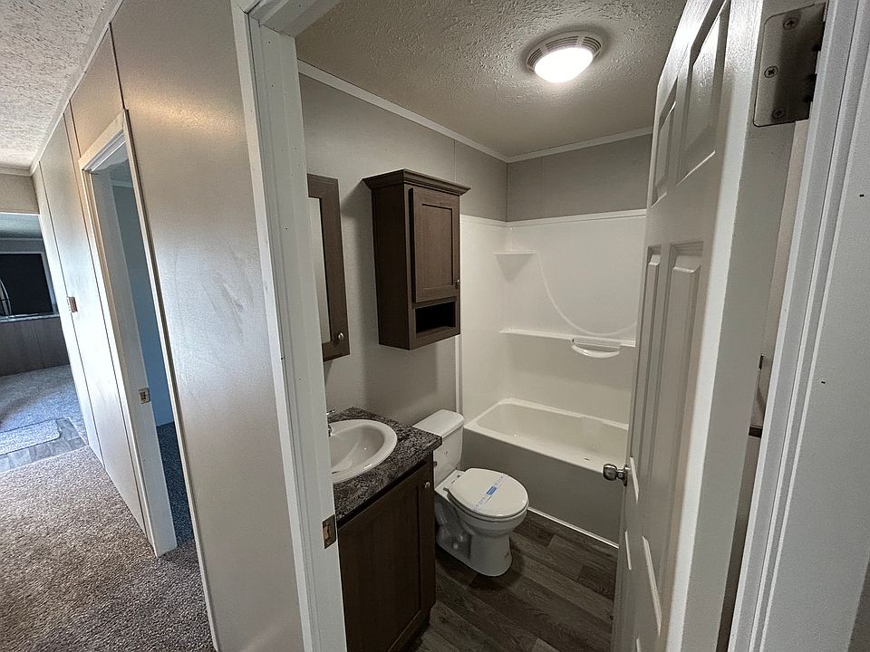 845 Kansas St #845, photo 4