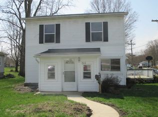 302 E Swihart St, Columbia City, IN