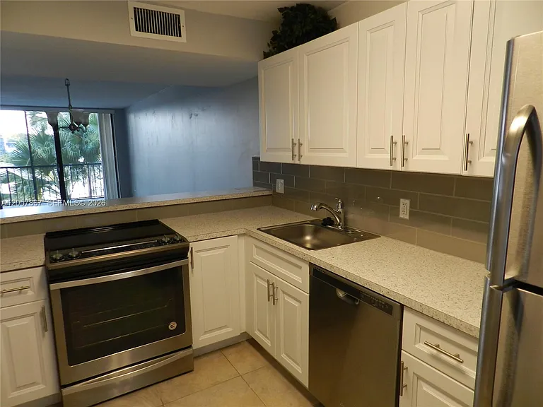 4832 Esedra Ct #208 — Photo 13