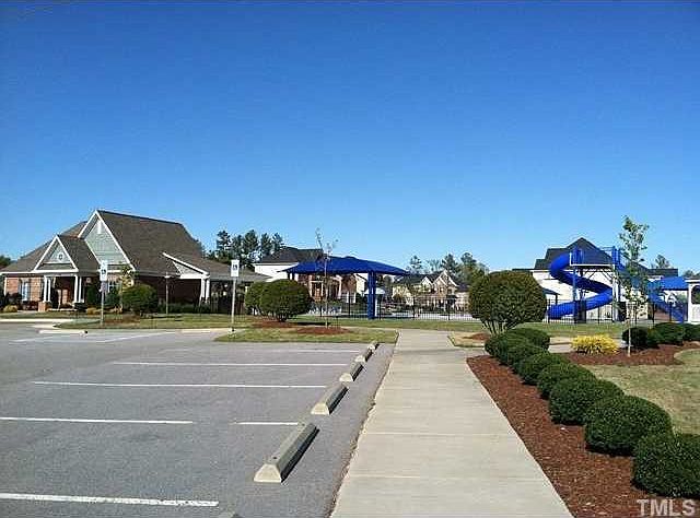 2nd image of 1124 Falcon Ridge Ln