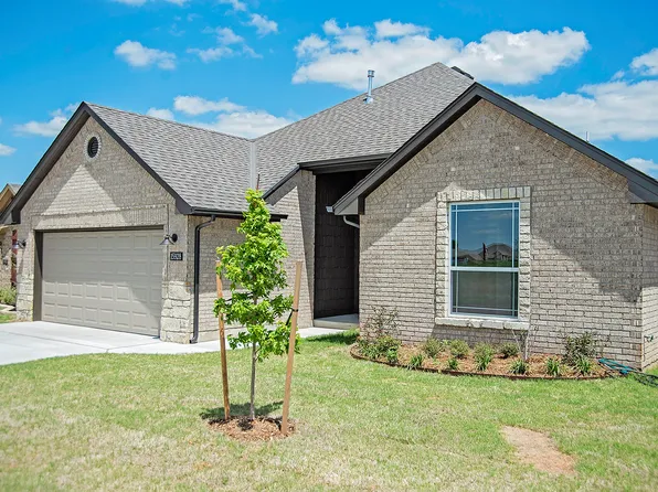 15928 Capri Ln, Edmond, OK 73013