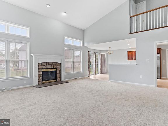 5th image of 271 Red Haven Rd