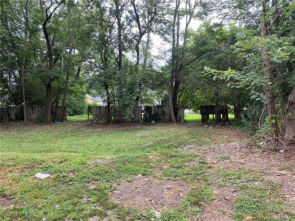 2nd image of 6287 Johnson St