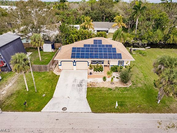 2nd image of 61 Cardinal Dr