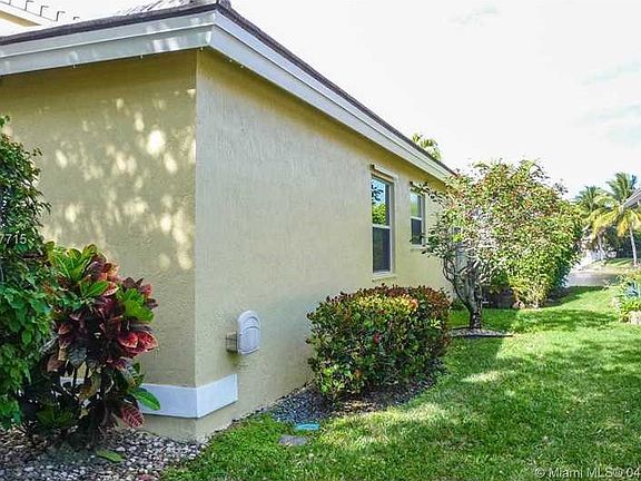 4th image of 5709 NW 48th Ct