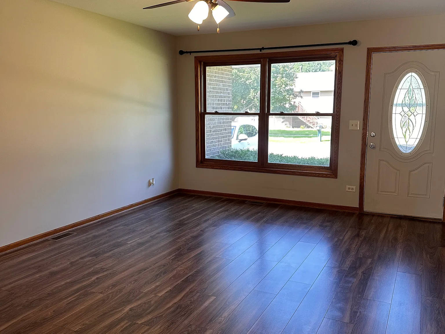 2 bed, 1000 sqft, $1,725 — Photo 4