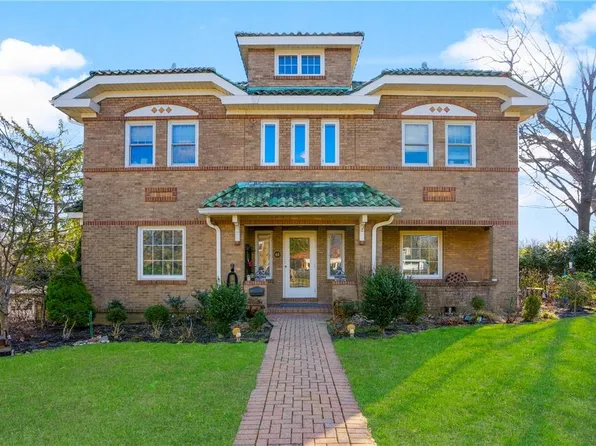 48 Benedict Place, Pelham, NY 10803