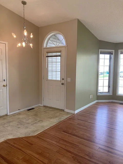 Building Photo - 20 Deerbourne Dr #1A