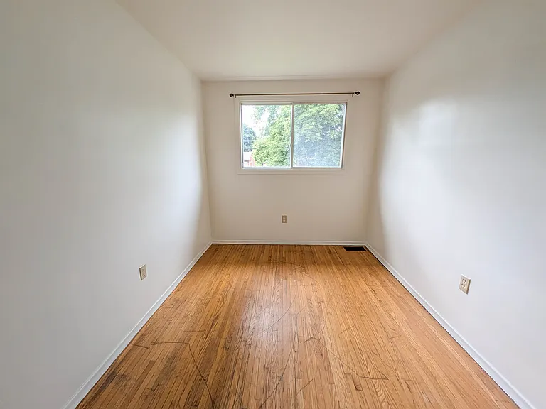 5967 Valley Way — Photo 18