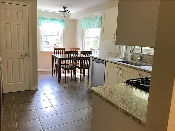 4th image of 4129 Dundee Dr