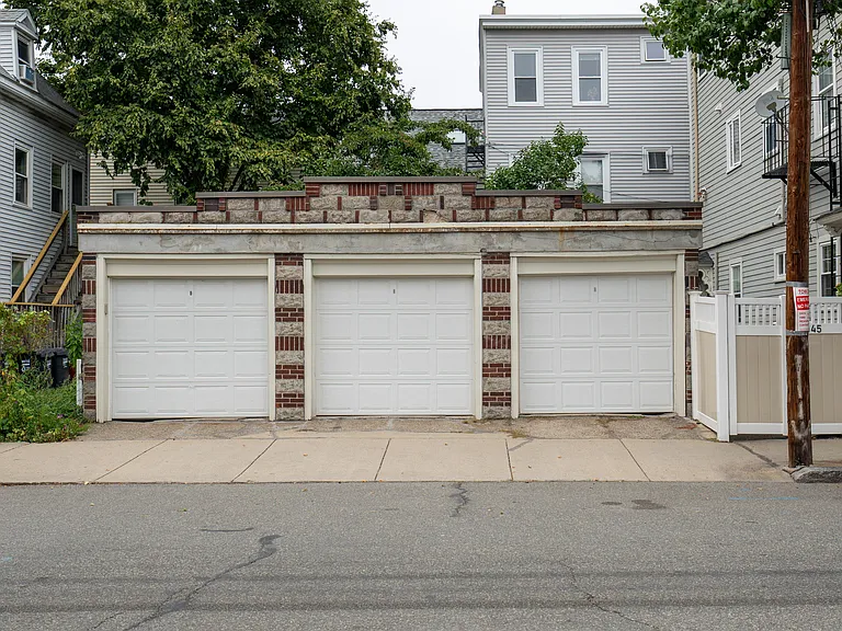 121 Sciarappa St #2 — Photo 10