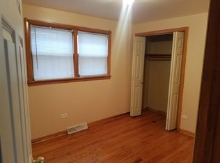 2112 W 70th St, Chicago, IL 60636