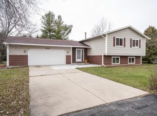 1023 Brookfield Ct SE, Rochester, MN 55904