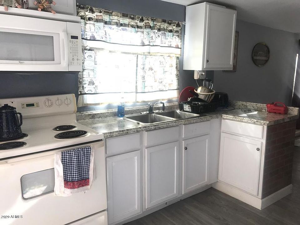 2nd image of 17089 E Fairway Dr