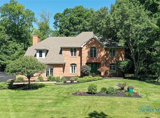 26119 Edinborough Cir, Perrysburg, OH