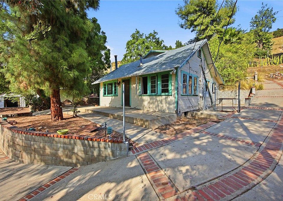 1st image of 10064 Sunland Blvd