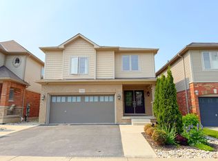 703 Robert Ferrie Dr, Kitchener, ON N2R 0B2