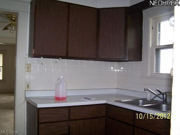 2nd image of 517 Miller St