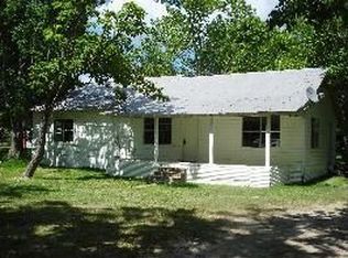 481 S Gibson St, Huntington, TX 75949