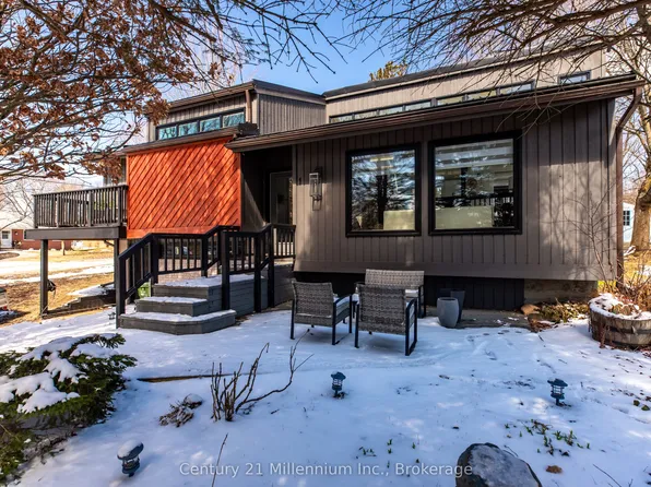 1 Armstrong Cres, Grey Highlands, ON N0C 1H0