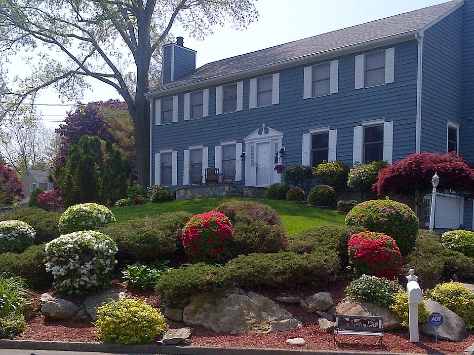 2nd image of 48 Patrick Dr