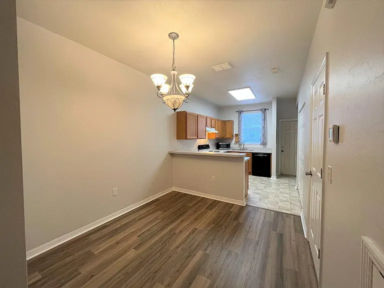 3901 SW 20th Ave #205 — Photo 9