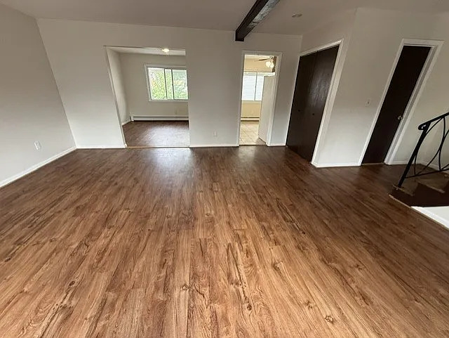 3 bed, 1.5 bath, $4,000 — Photo 2