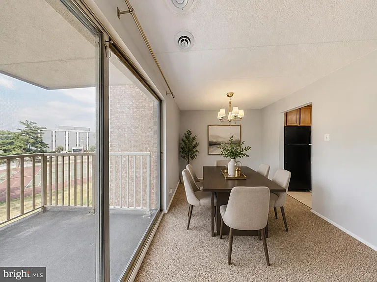 2610 Indian Dr #2B — Photo 3