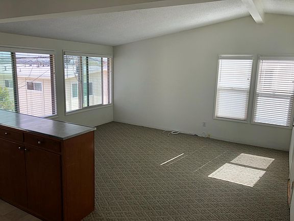 3rd image of 421 Avenue G APT H
