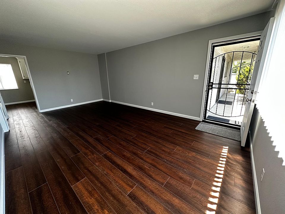 Large Living Room